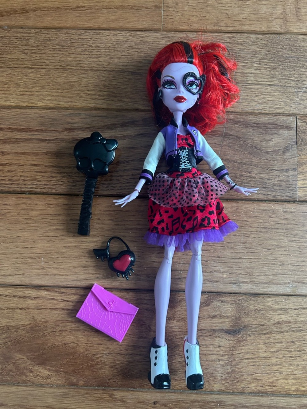 Monster High Picture Day Operetta - Picture 1 of 13